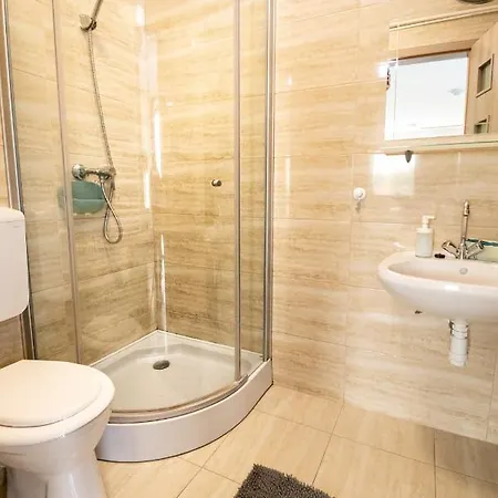 Ease Lux * Hajduszoboszlo